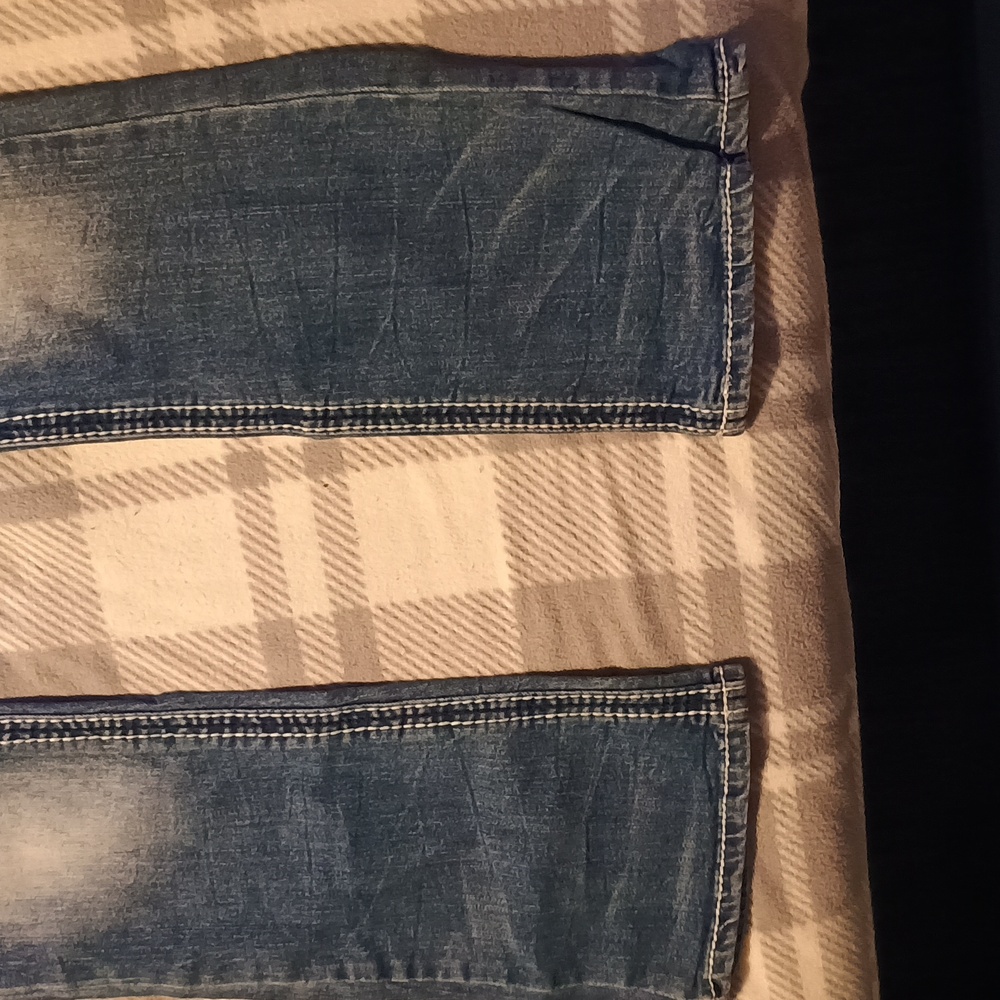 Amethyst Jeans Distressed Blue Boot Cut - Picture 2 of 4